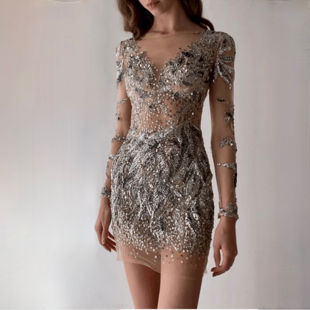 Beautiful embellished crystals sequined Jovani dress size 6